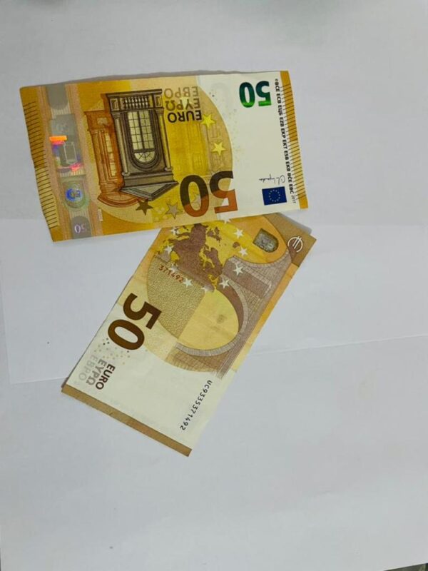 €50 Euros Bills